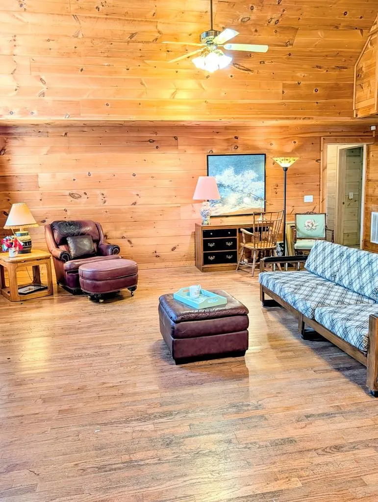 16938 Highway 70 Monterey, TN 38574