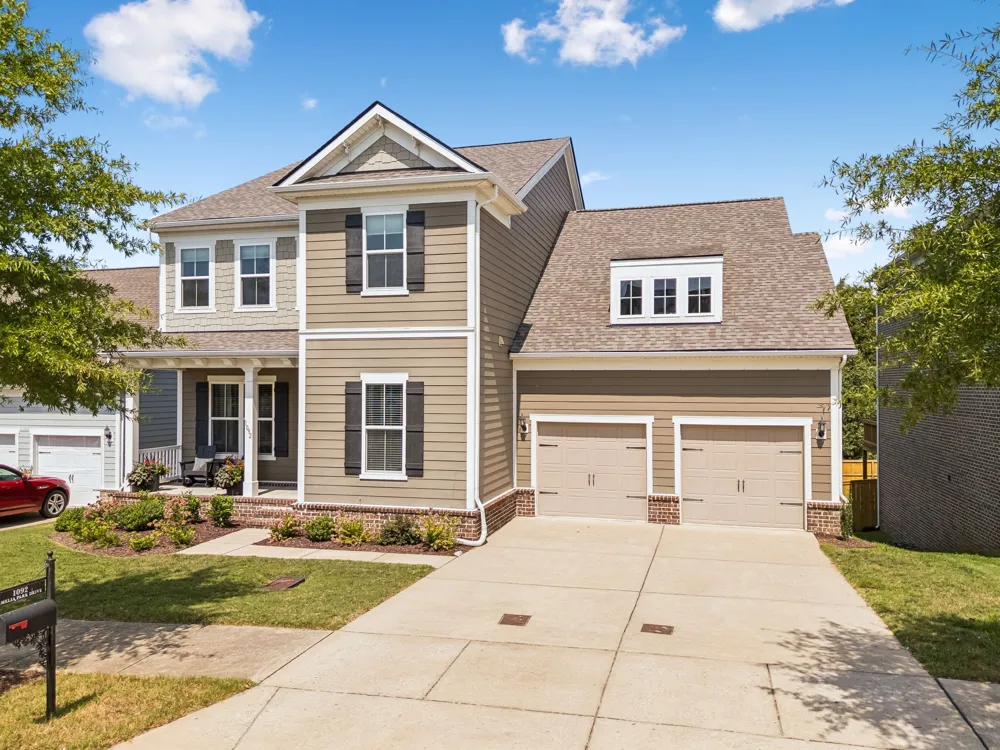 1092 Amelia Park Dr Franklin, TN 37067