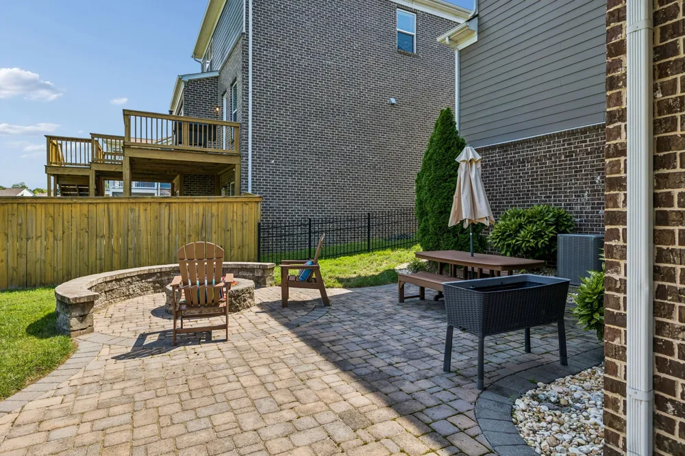1092 Amelia Park Dr Franklin, TN 37067