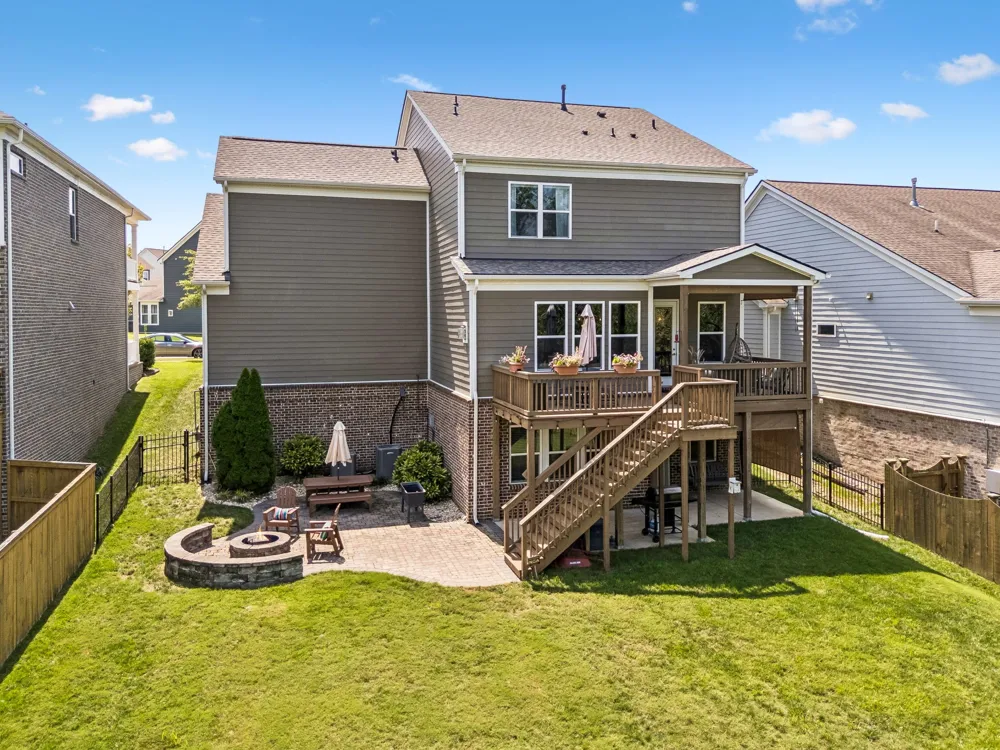 1092 Amelia Park Dr Franklin, TN 37067