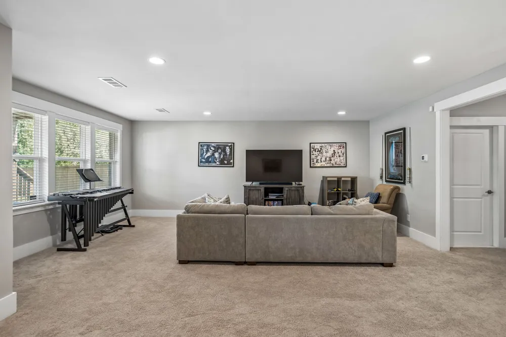 1092 Amelia Park Dr Franklin, TN 37067