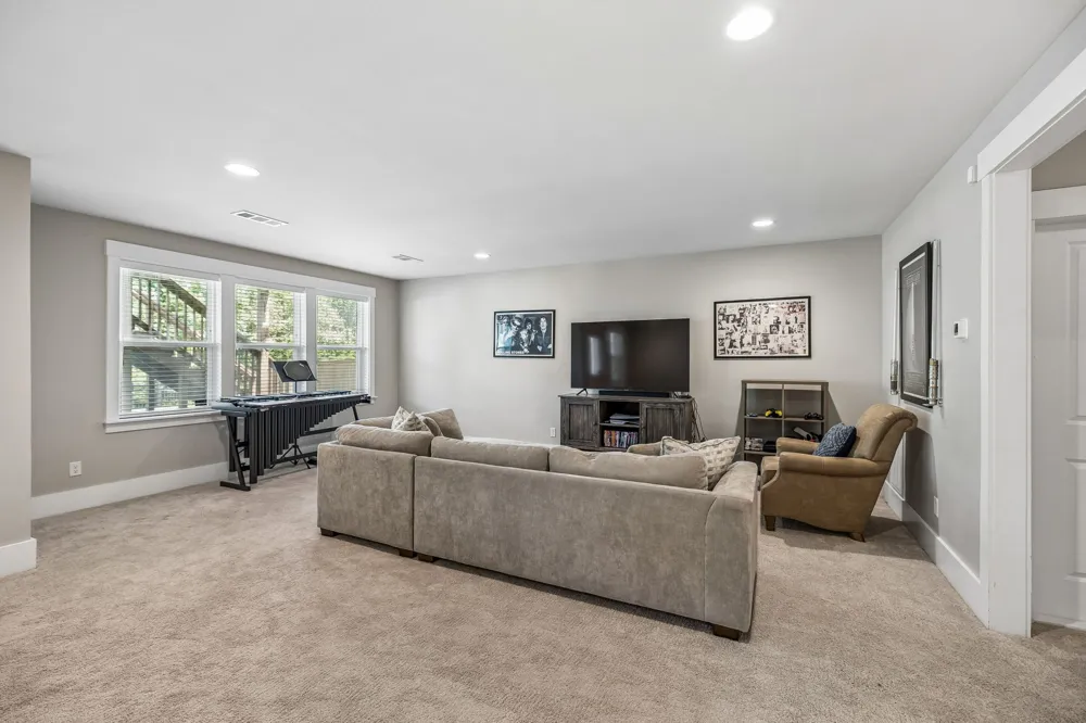 1092 Amelia Park Dr Franklin, TN 37067