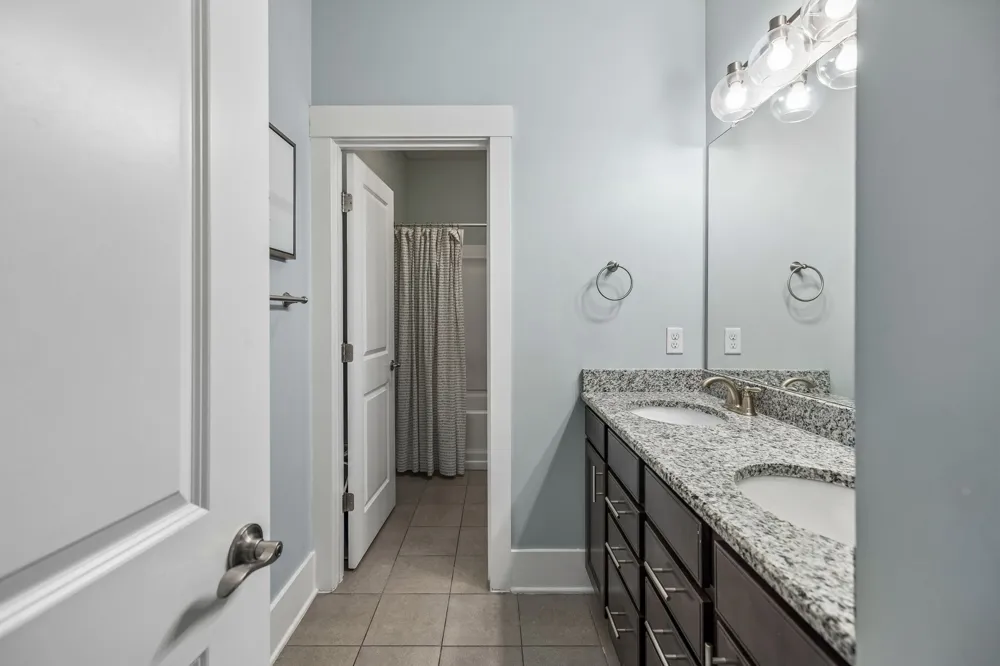 1092 Amelia Park Dr Franklin, TN 37067
