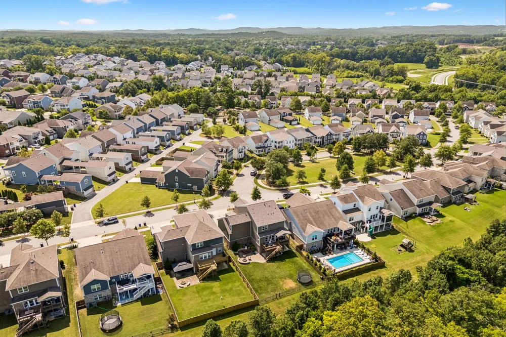 1092 Amelia Park Dr Franklin, TN 37067