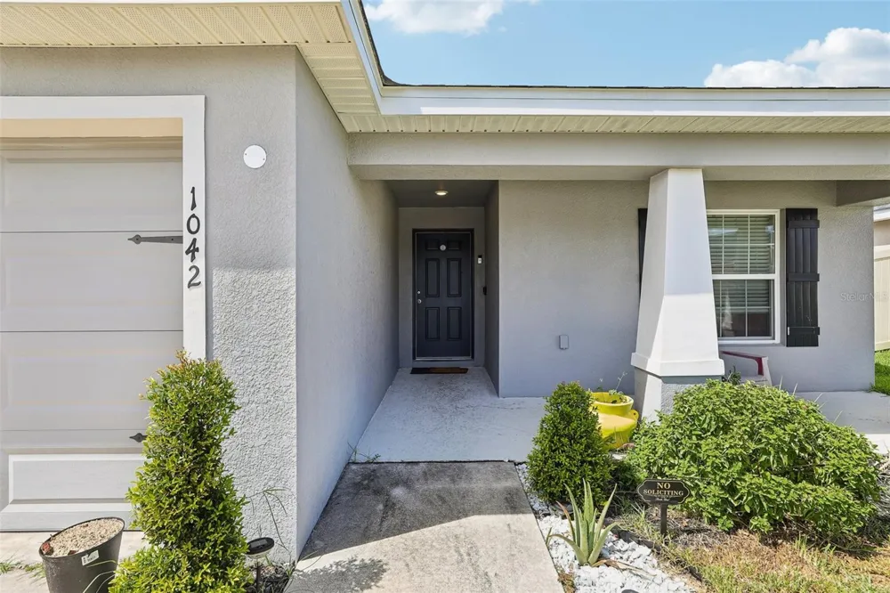 1042 CORSO DR Winter Haven, FL 33884