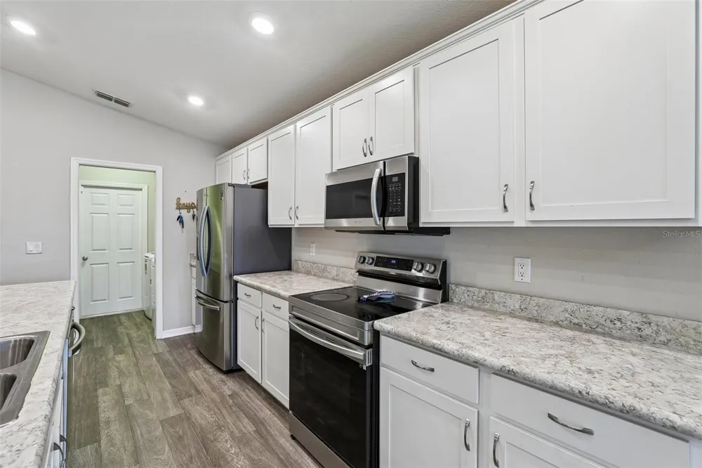 1042 CORSO DR Winter Haven, FL 33884