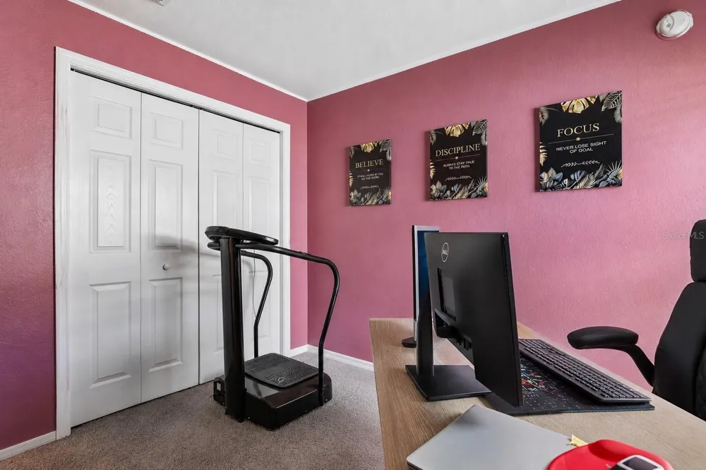 1042 CORSO DR Winter Haven, FL 33884