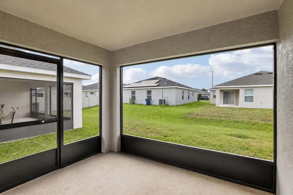 1042 CORSO DR Winter Haven, FL 33884