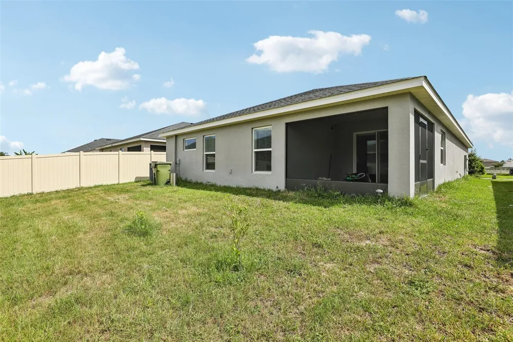 1042 CORSO DR Winter Haven, FL 33884