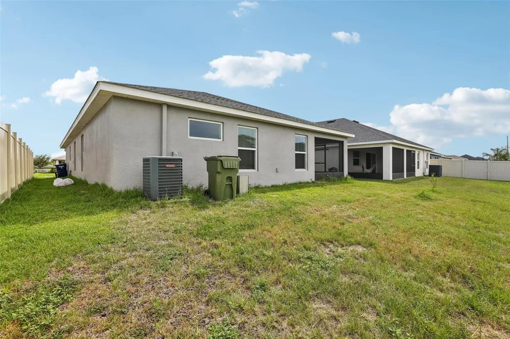 1042 CORSO DR Winter Haven, FL 33884
