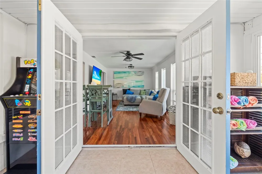 13347 88TH PLACE Seminole, FL 33776