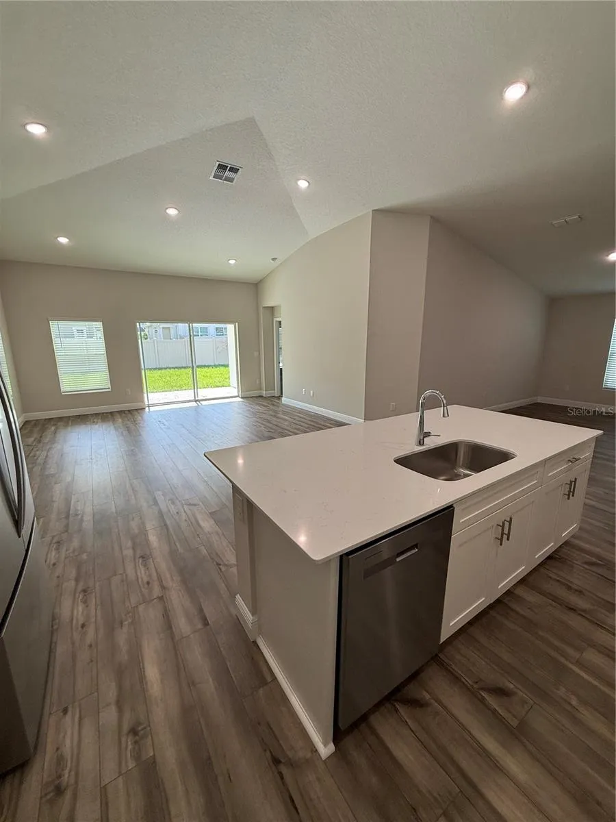 9924 ANNUNCIATION DRIVE Wesley Chapel, FL 33545