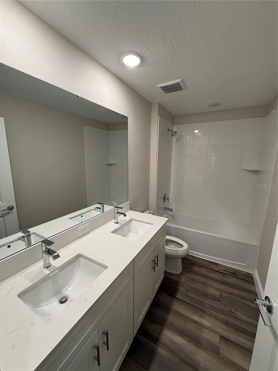 9924 ANNUNCIATION DRIVE Wesley Chapel, FL 33545