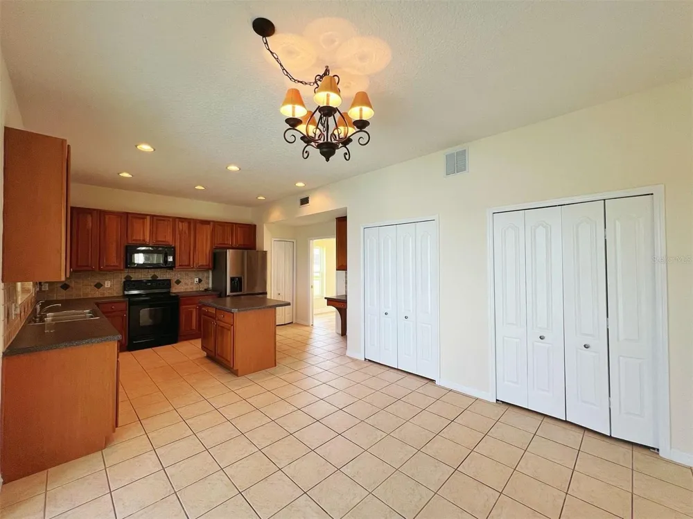 2716 GORST RD Winter Garden, FL 34787