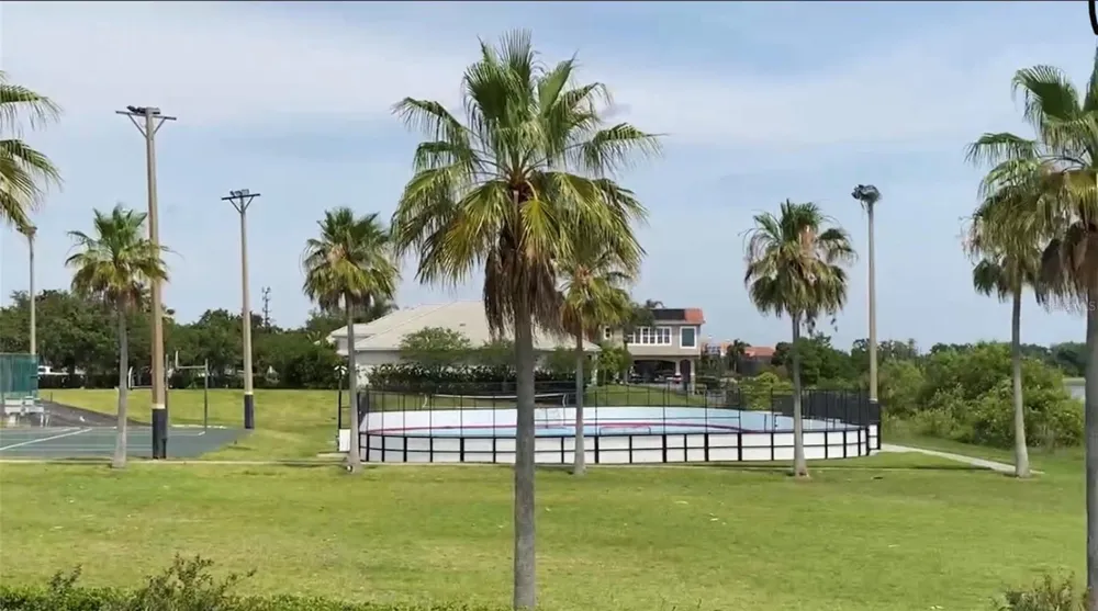 2716 GORST RD Winter Garden, FL 34787
