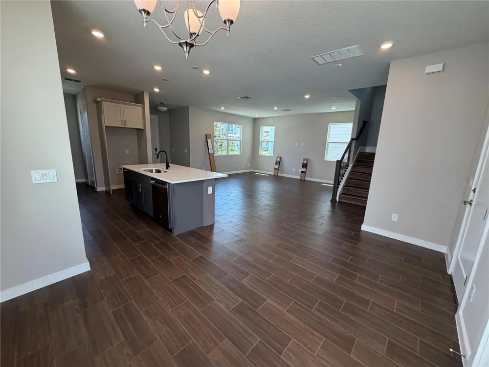 17819 TWISTED MANDARIN ALLEY Winter Garden, FL 34787