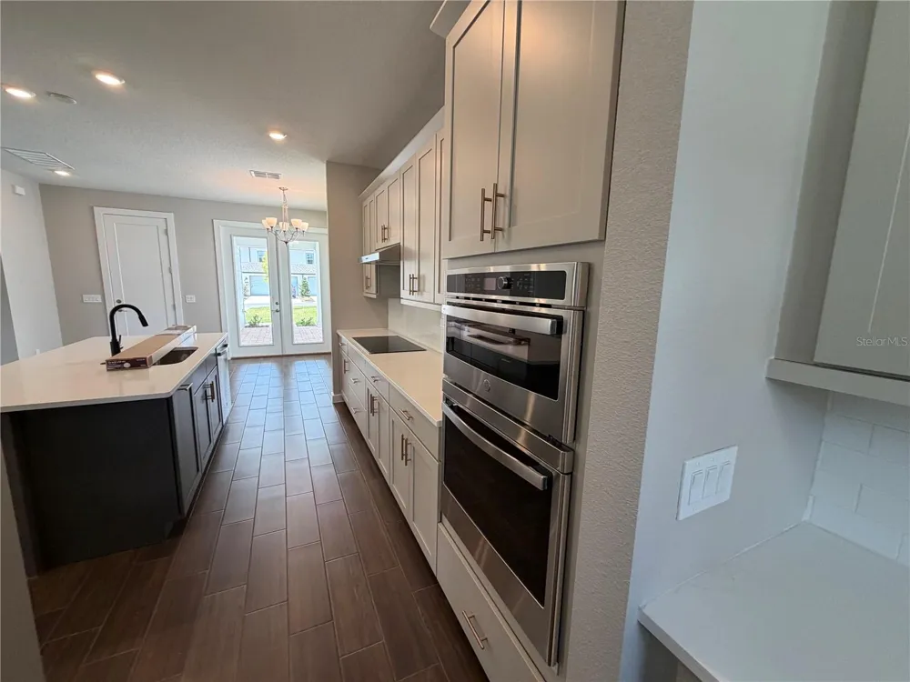 17819 TWISTED MANDARIN ALLEY Winter Garden, FL 34787