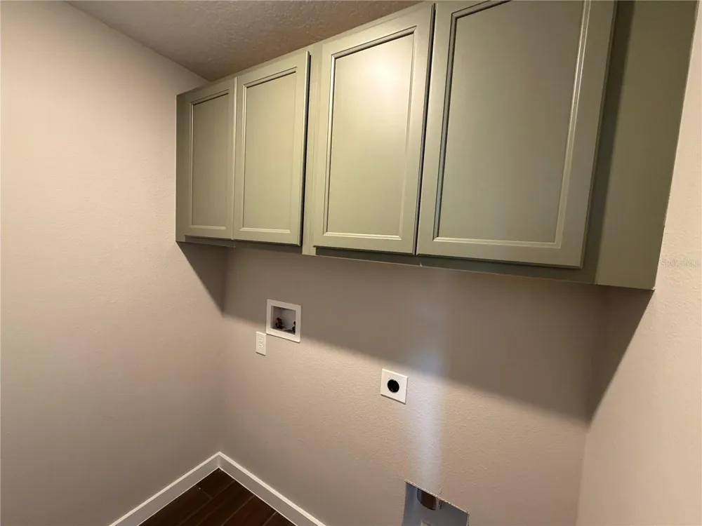 17819 TWISTED MANDARIN ALLEY Winter Garden, FL 34787