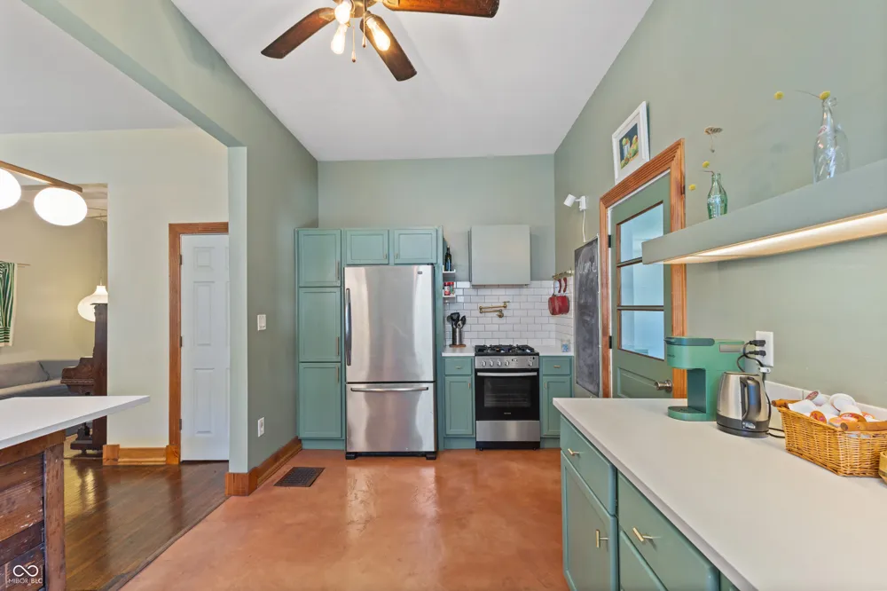 1920 Woodlawn Avenue Indianapolis, IN 46203