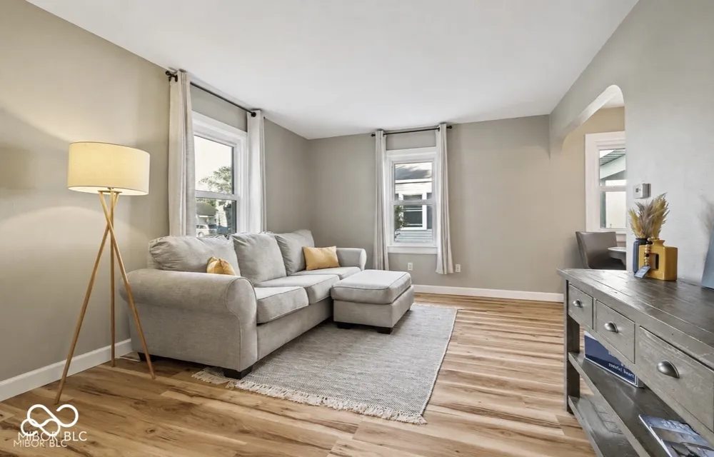 320 E 34th Street Anderson, IN 46013
