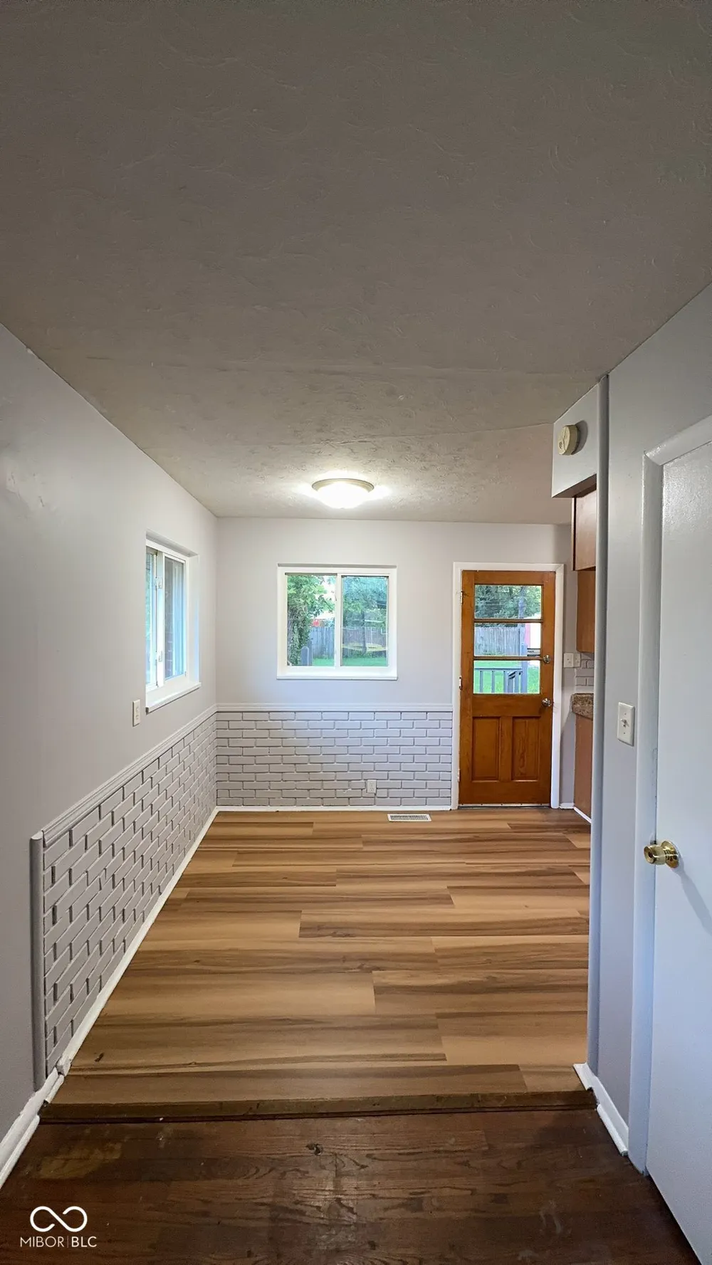 2462 Mann Drive Beech Grove, IN 46107