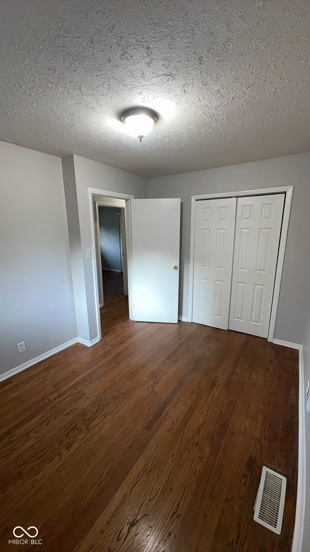 2462 Mann Drive Beech Grove, IN 46107