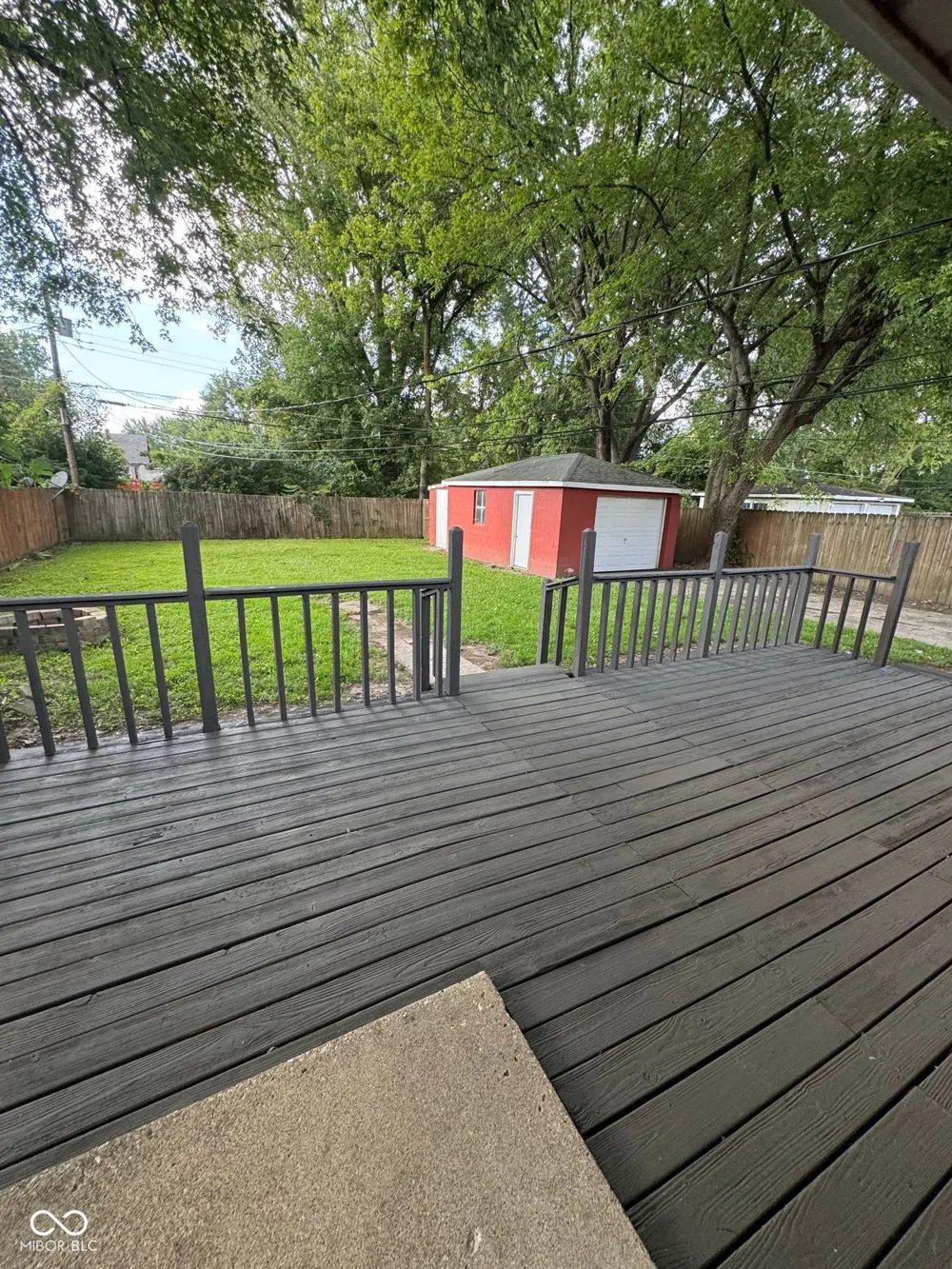 2462 Mann Drive Beech Grove, IN 46107