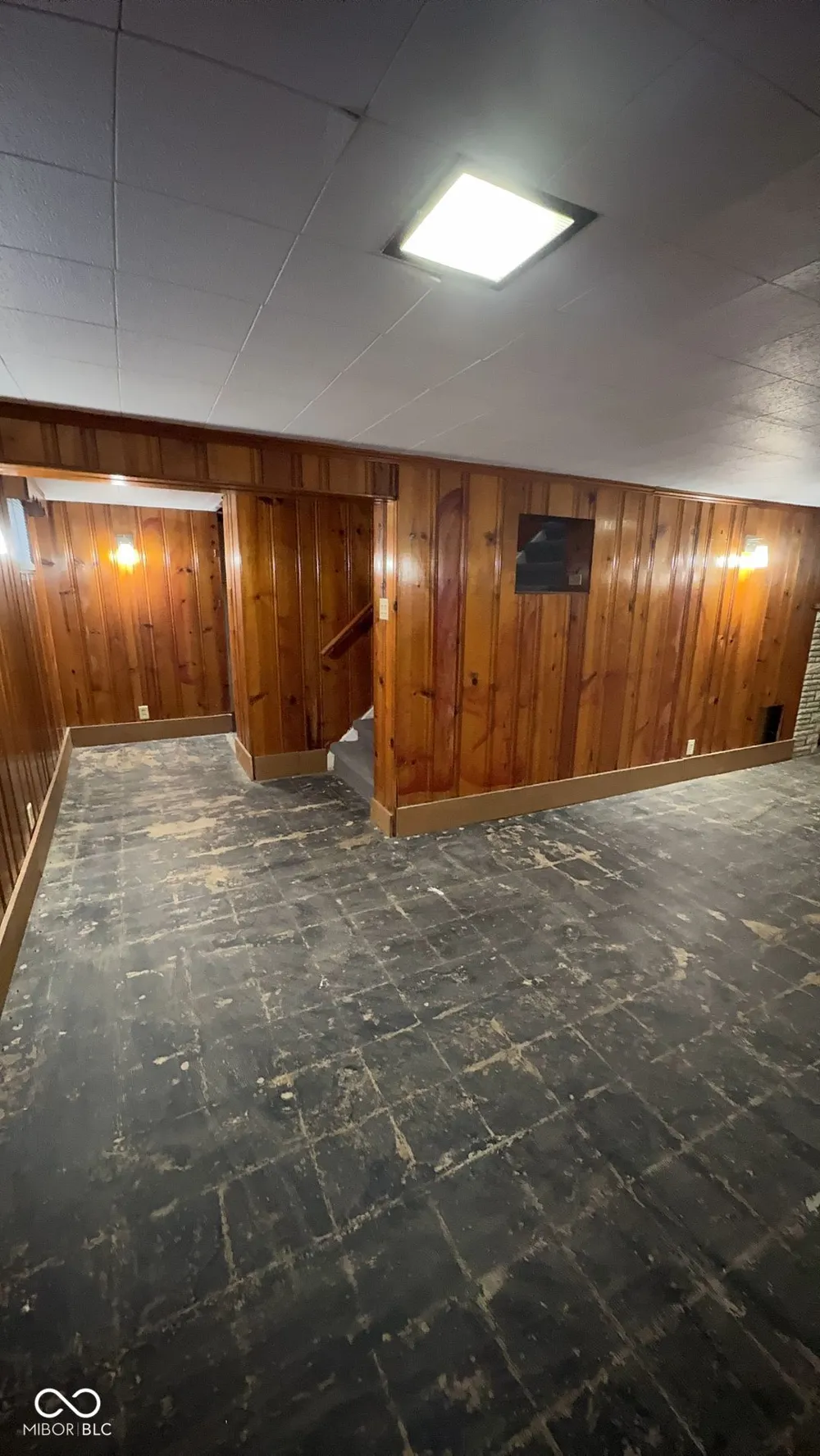 2462 Mann Drive Beech Grove, IN 46107