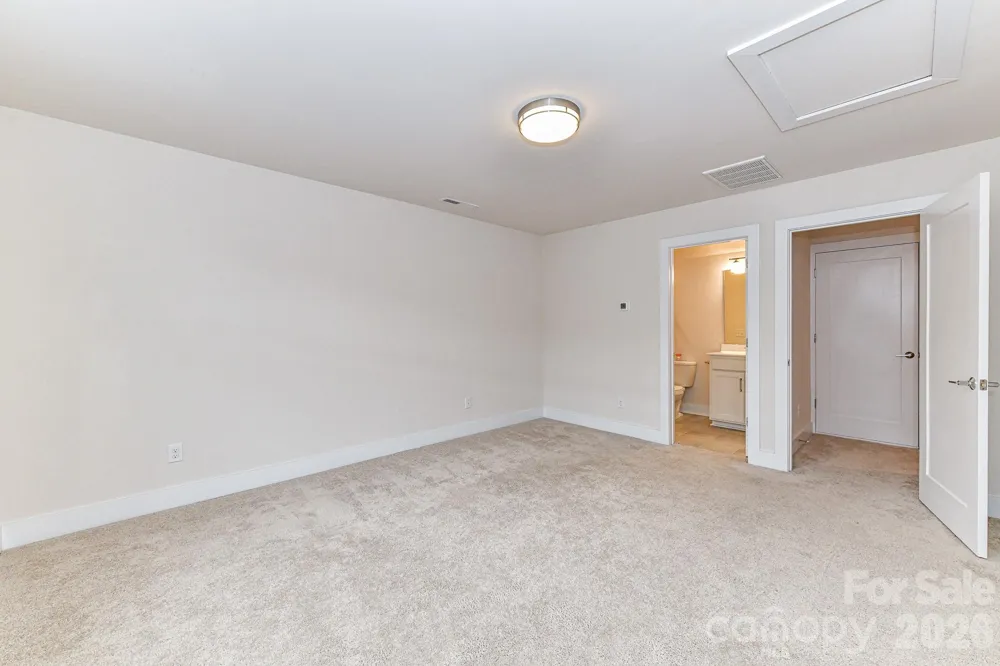 12018 Brooklyn Avenue Charlotte, NC 28204