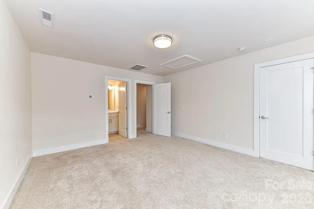 12018 Brooklyn Avenue Charlotte, NC 28204