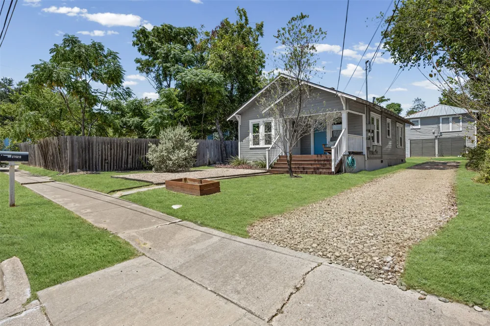 2702 E 22nd Street Austin, TX 78722