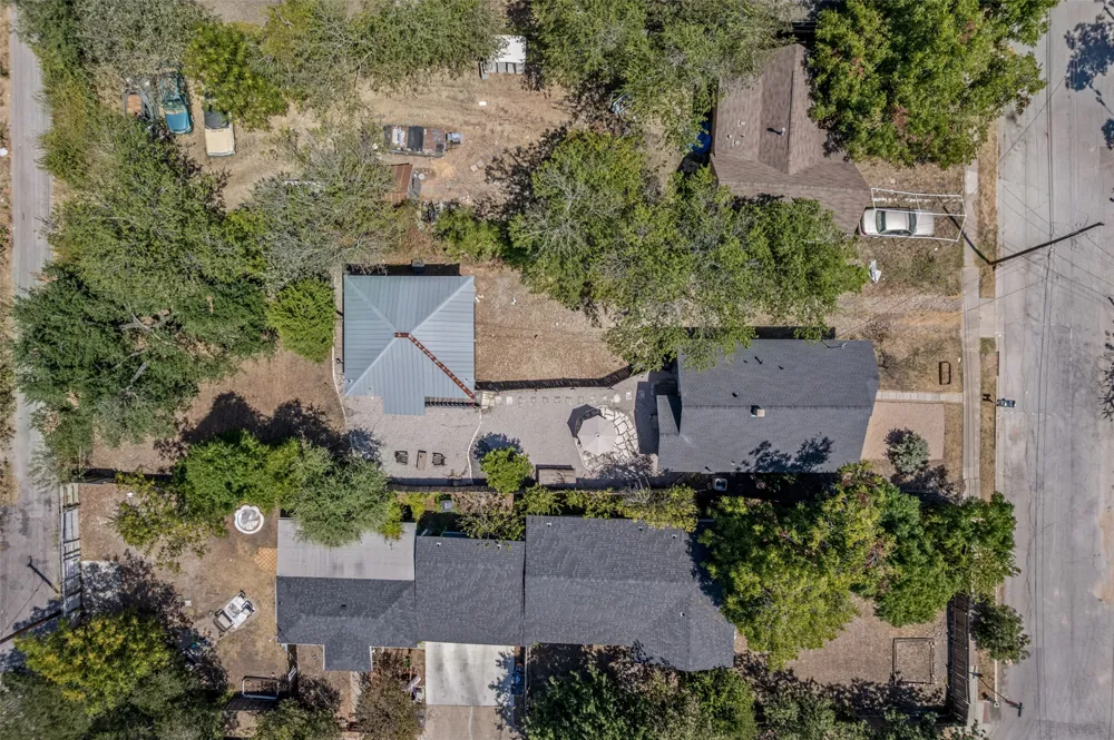 2702 E 22nd Street Austin, TX 78722