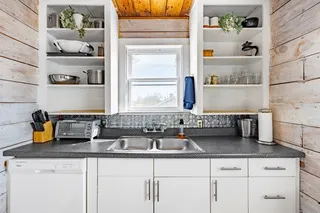 2702 E 22nd Street Austin, TX 78722