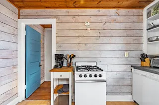 2702 E 22nd Street Austin, TX 78722