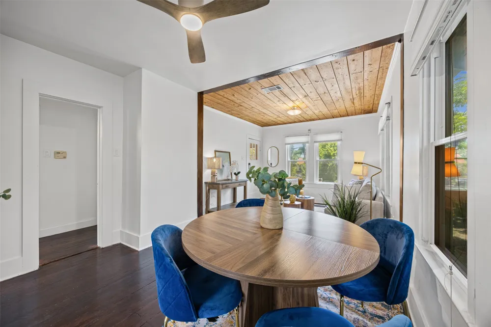 2702 E 22nd Street Austin, TX 78722