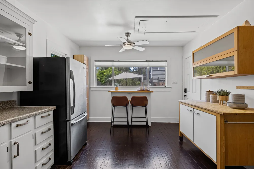 2702 E 22nd Street Austin, TX 78722