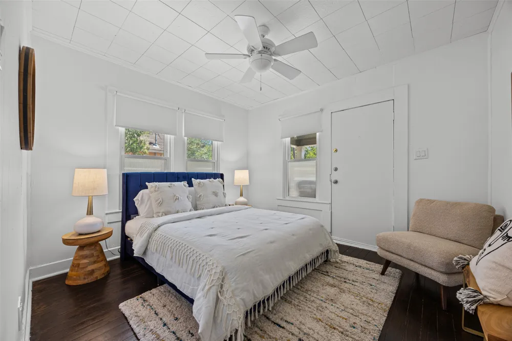 2702 E 22nd Street Austin, TX 78722