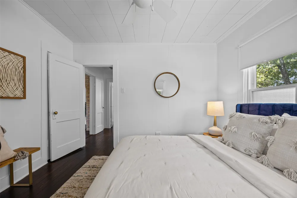 2702 E 22nd Street Austin, TX 78722
