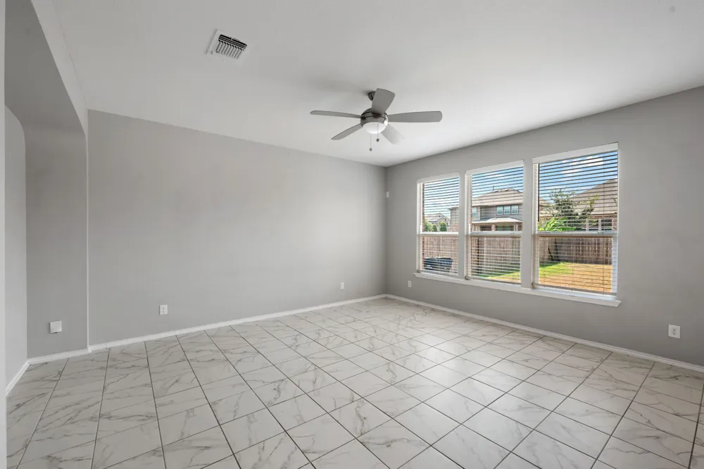 1613 Sonny Drive Leander, TX 78641