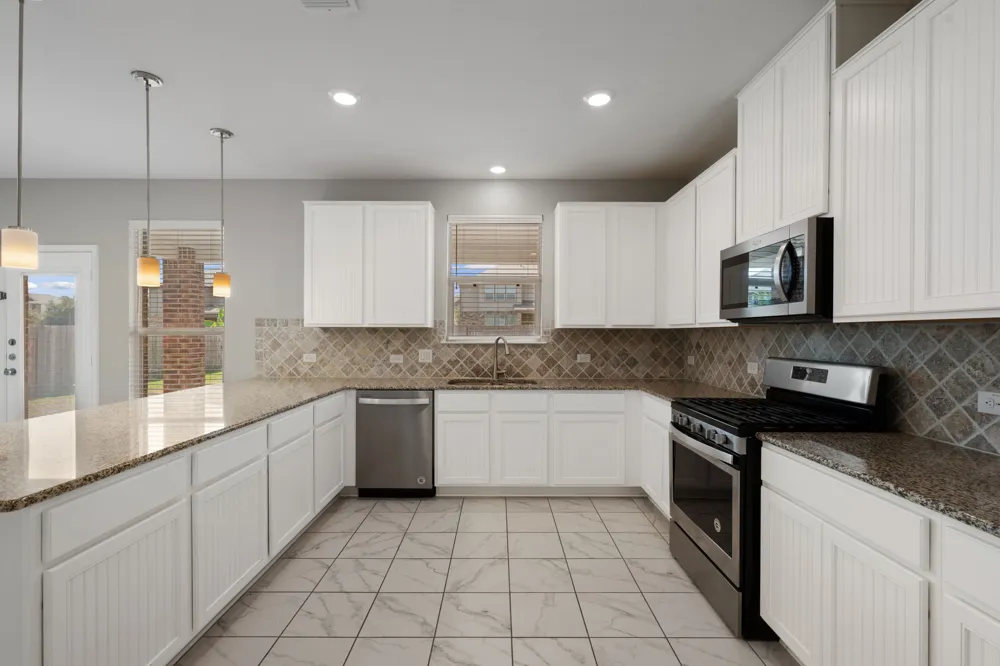 1613 Sonny Drive Leander, TX 78641