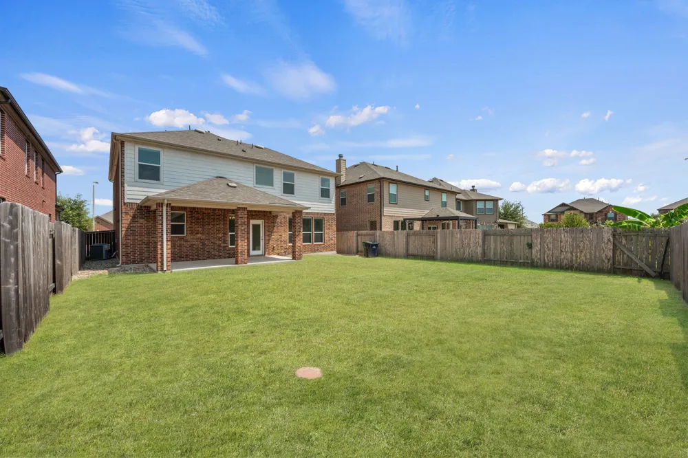 1613 Sonny Drive Leander, TX 78641