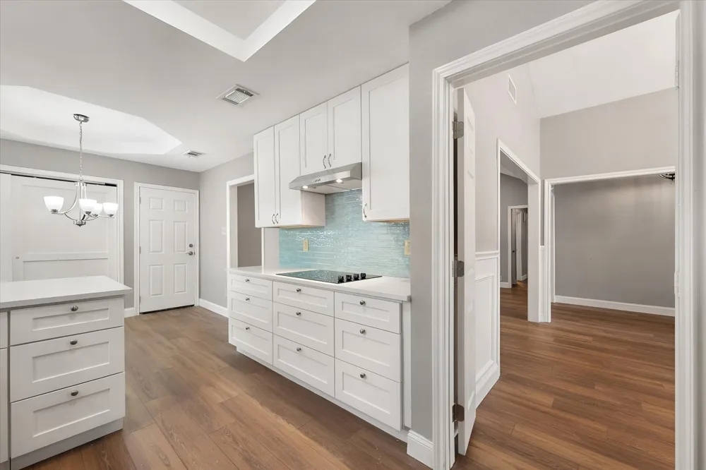 3803 Marine Court Arlington, TX 76016