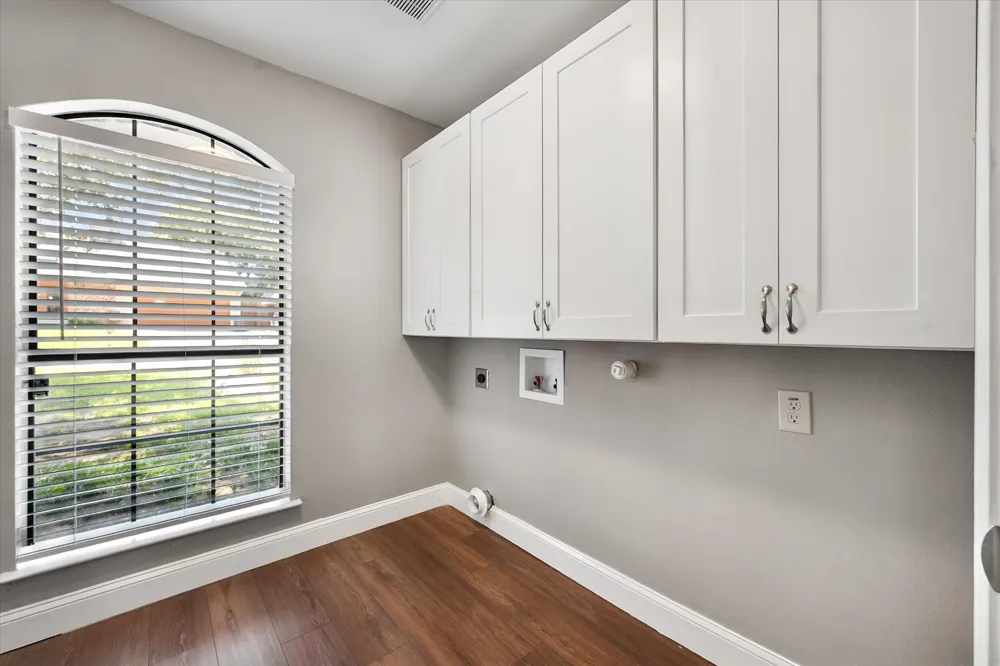 3803 Marine Court Arlington, TX 76016