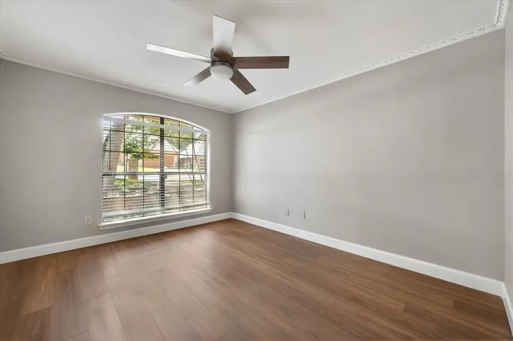 3803 Marine Court Arlington, TX 76016