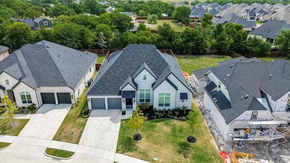2208 Sarah Drive Rockwall, TX 75087