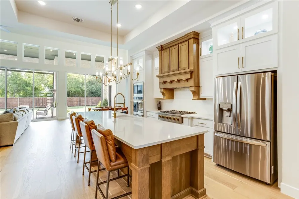 2208 Sarah Drive Rockwall, TX 75087