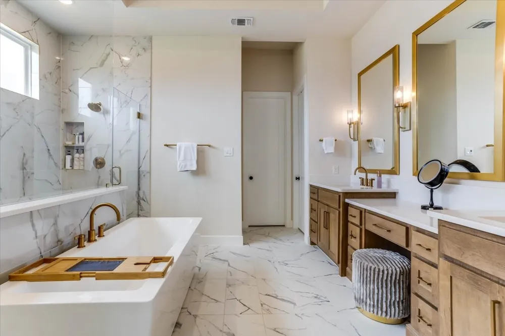2208 Sarah Drive Rockwall, TX 75087