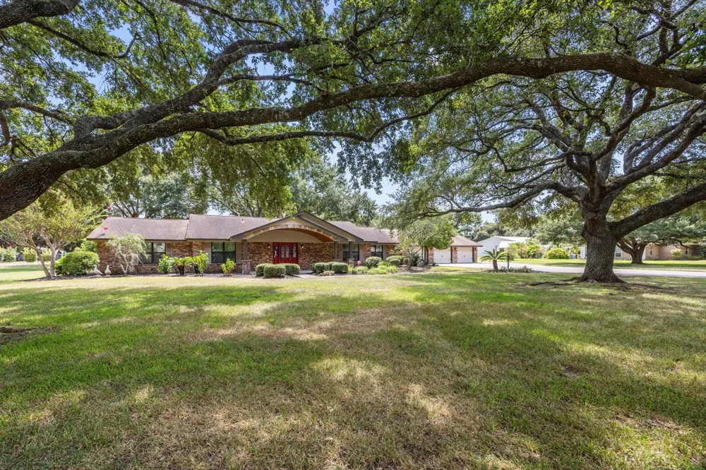 17103 Cypress Glade Drive Cypress, TX 77429