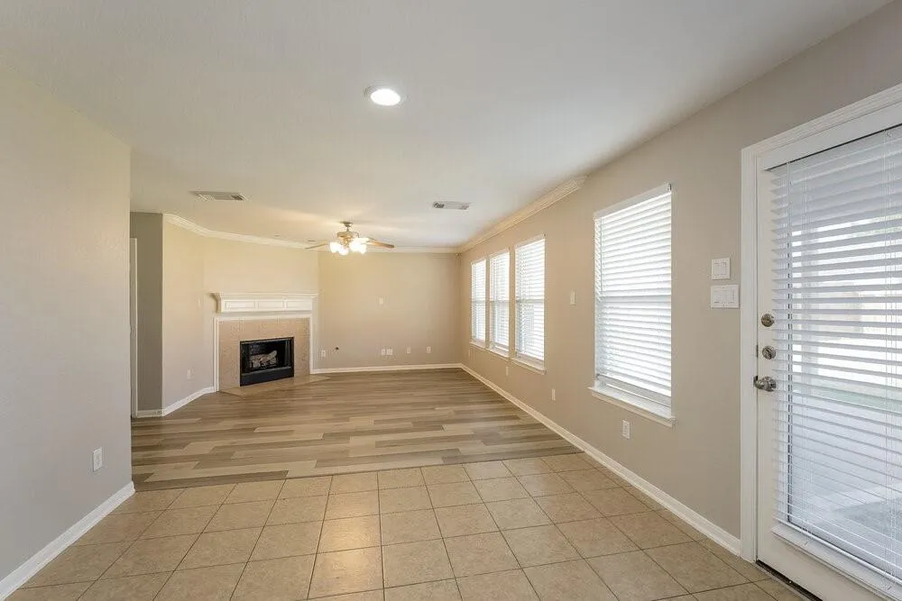 8410 Tararin Lane Richmond, TX 77407