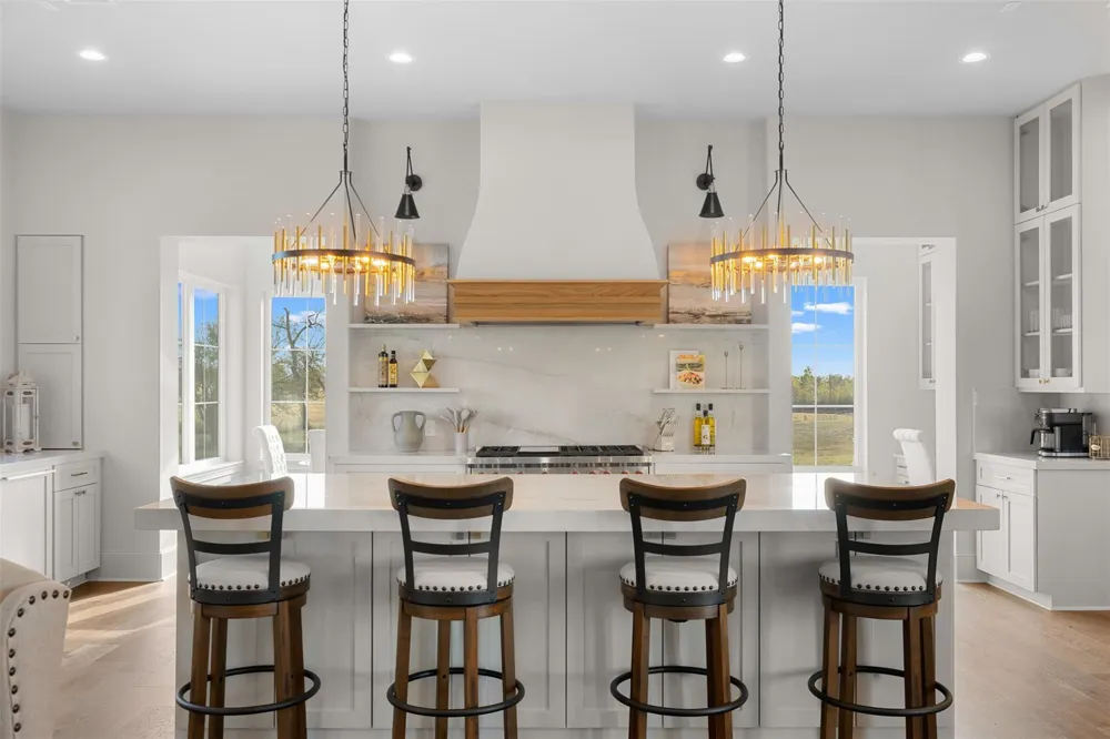 404 Blackberry Lane Washington, TX 77880